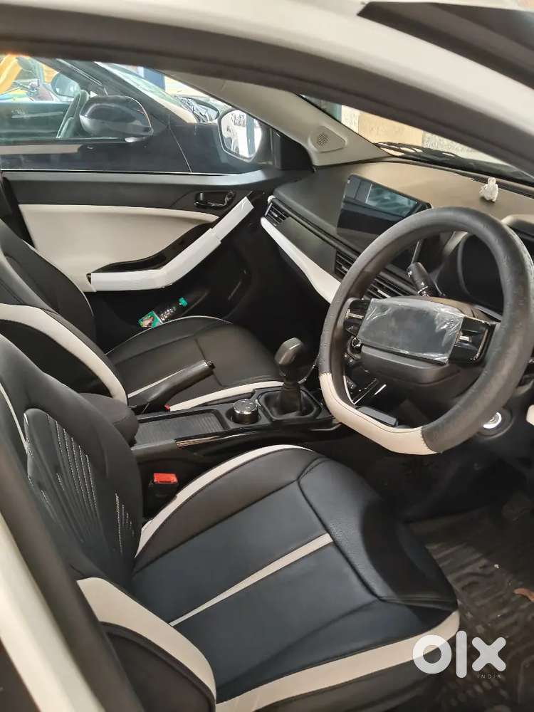 Tata Nexon 2026 Petrol Pure Plus S (sunroof)