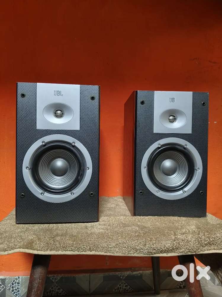 JBL bookshelf speaker