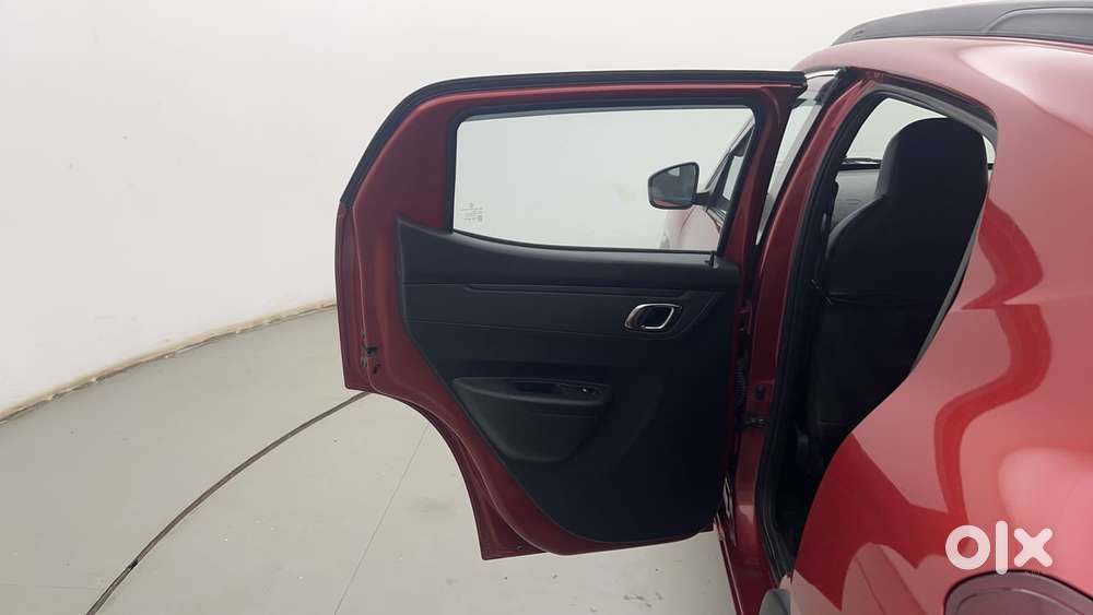 Renault Kwid 2019-ongoing 1.0 Rxt (o), 2020, Petrol