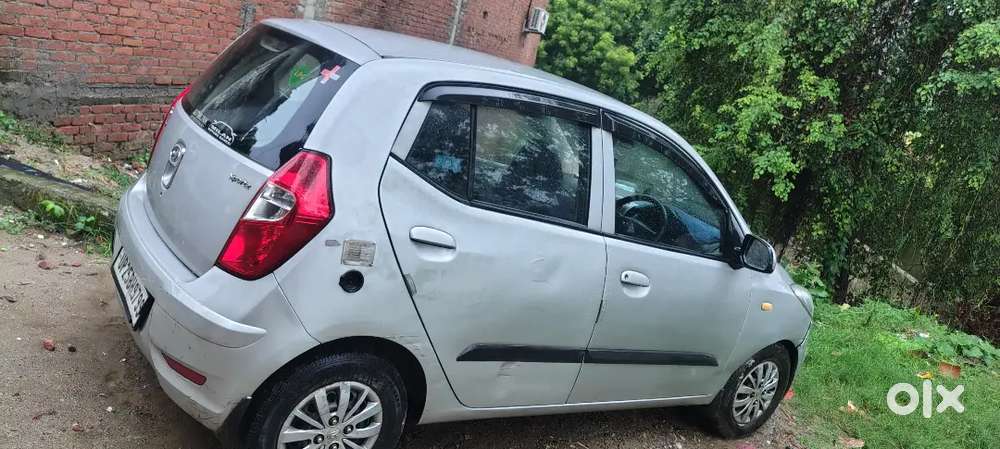 Hyundai I10 Sportz Lpg 2015
