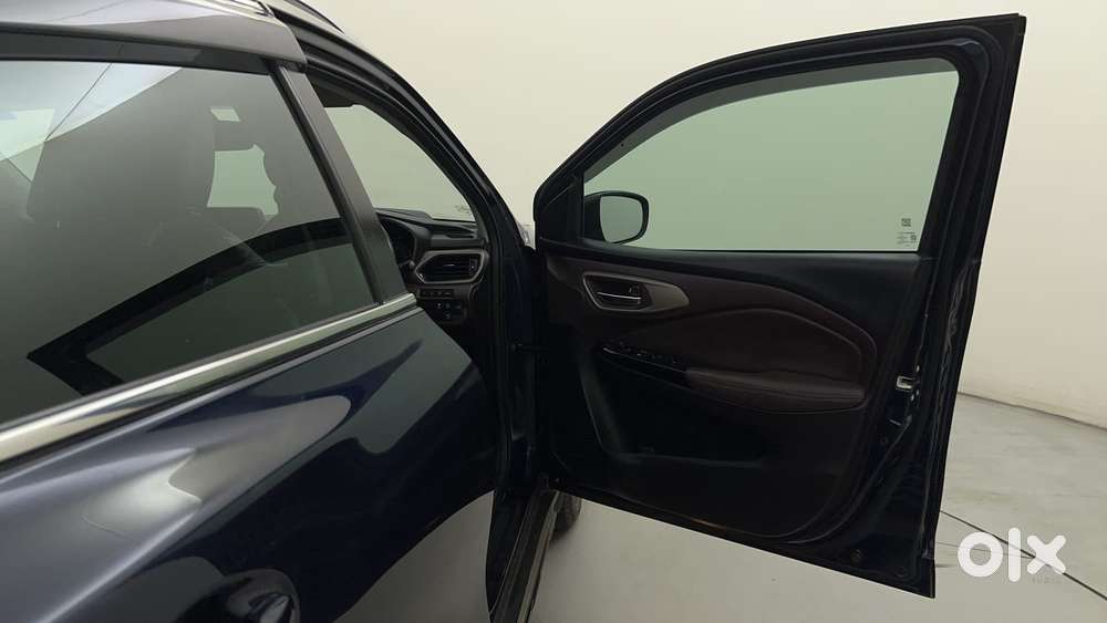 Maruti Suzuki Fronx Alpha 1.0l Turbo 6 At, 2024, Petrol