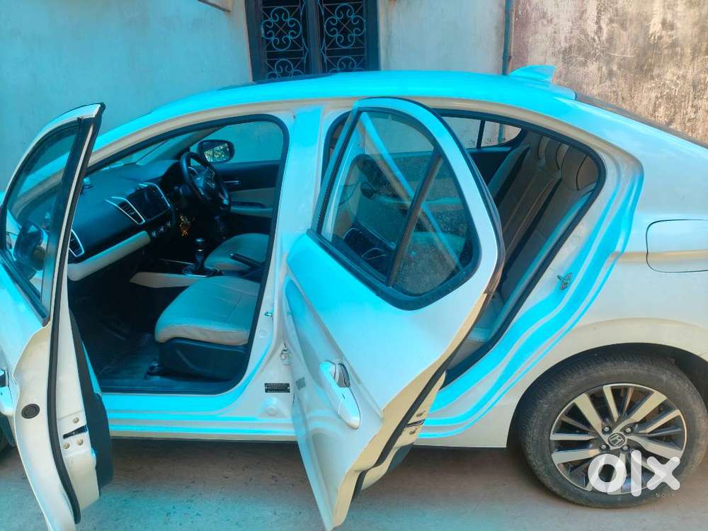 Honda City 2022 Petrol 16000 Km Driven