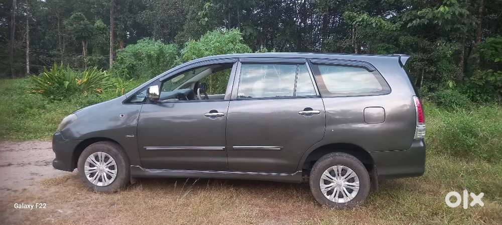Toyota Innova Gx 2011 Diesel 4th Owner