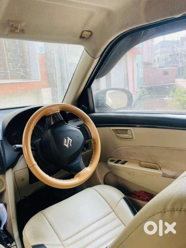 Maruti Suzuki Swift Dzire 2015 Cng & Hybrids 270000 Km Driven