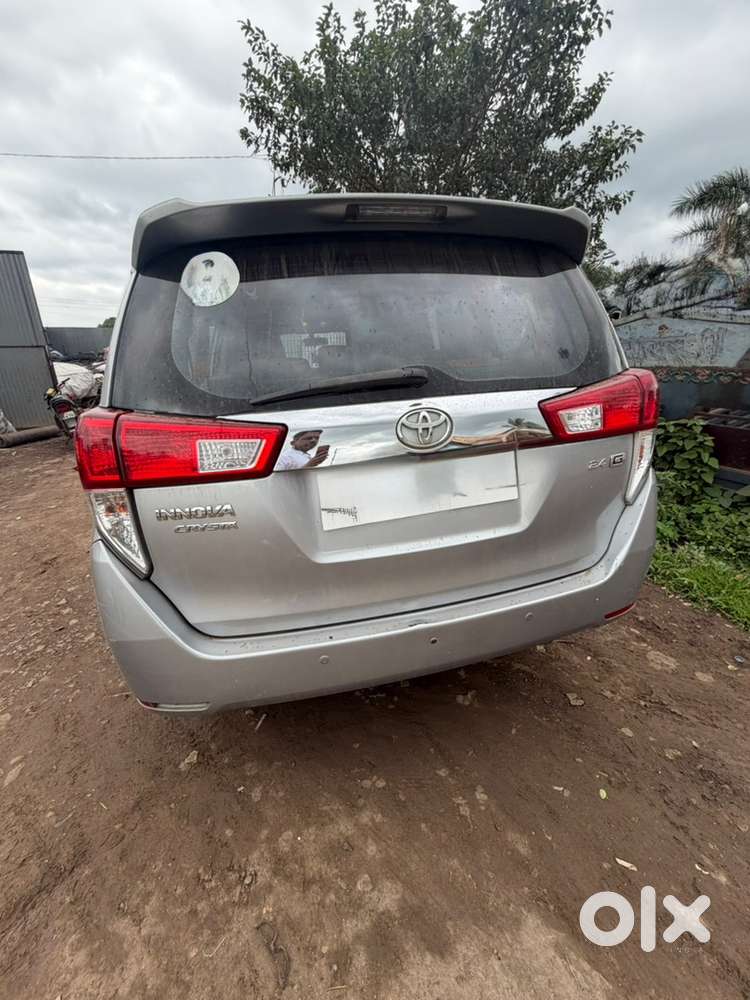 Toyota Innova Crysta 2017