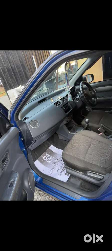 Maruti Suzuki Swift 2007 Petrol 100000 Km Driven