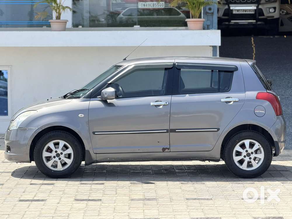 Maruti Suzuki Swift Vvt Zxi, 2007, Petrol