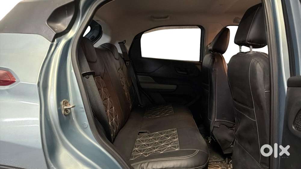Tata Punch Camo Adventure Mt, 2022, Petrol