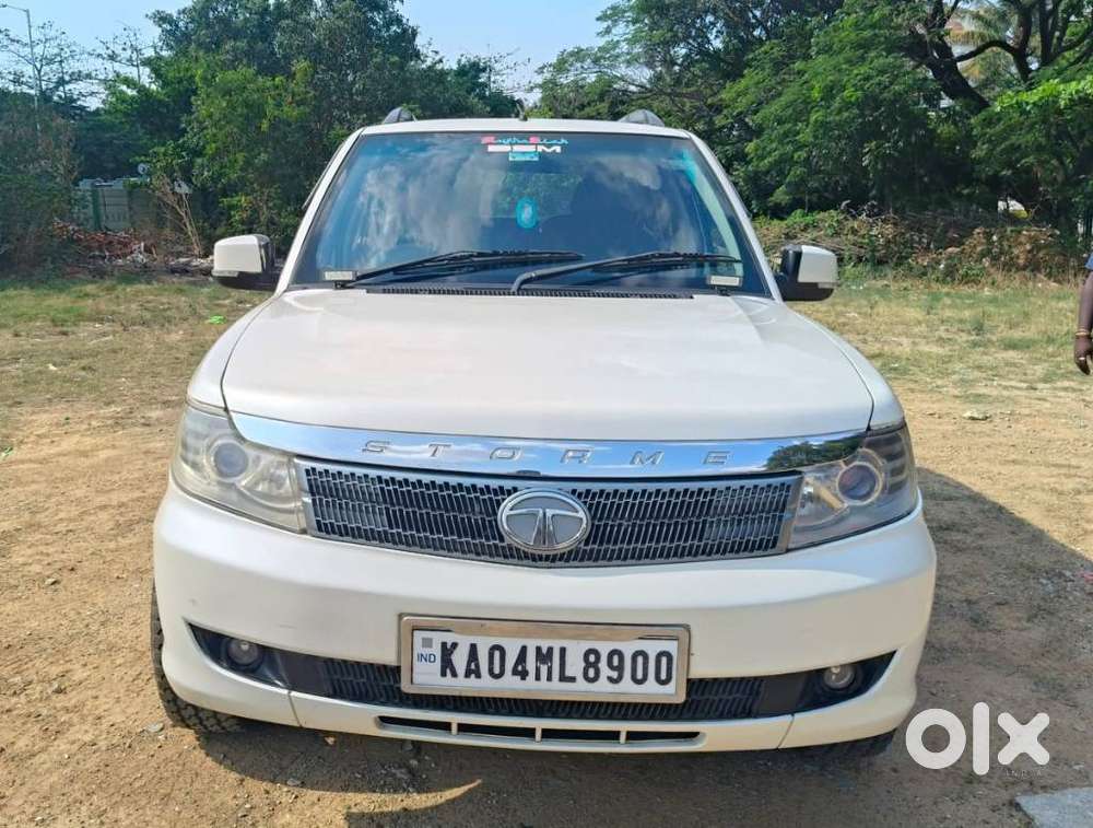 Tata Safari Storme Lx, 2013, Diesel