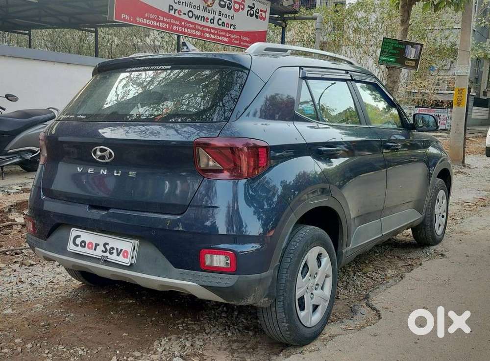 Hyundai Venue 1.2 S Plus, 2020, Petrol