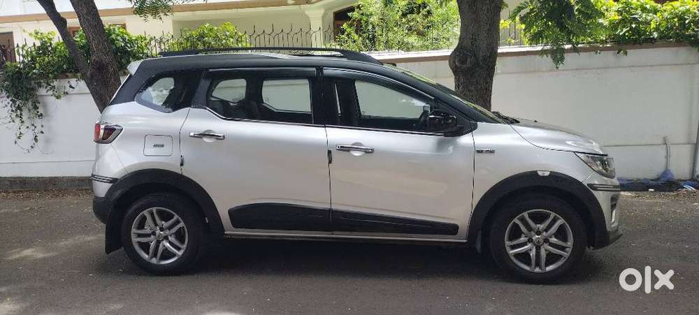 Renault Triber Rxz, 2021, Petrol