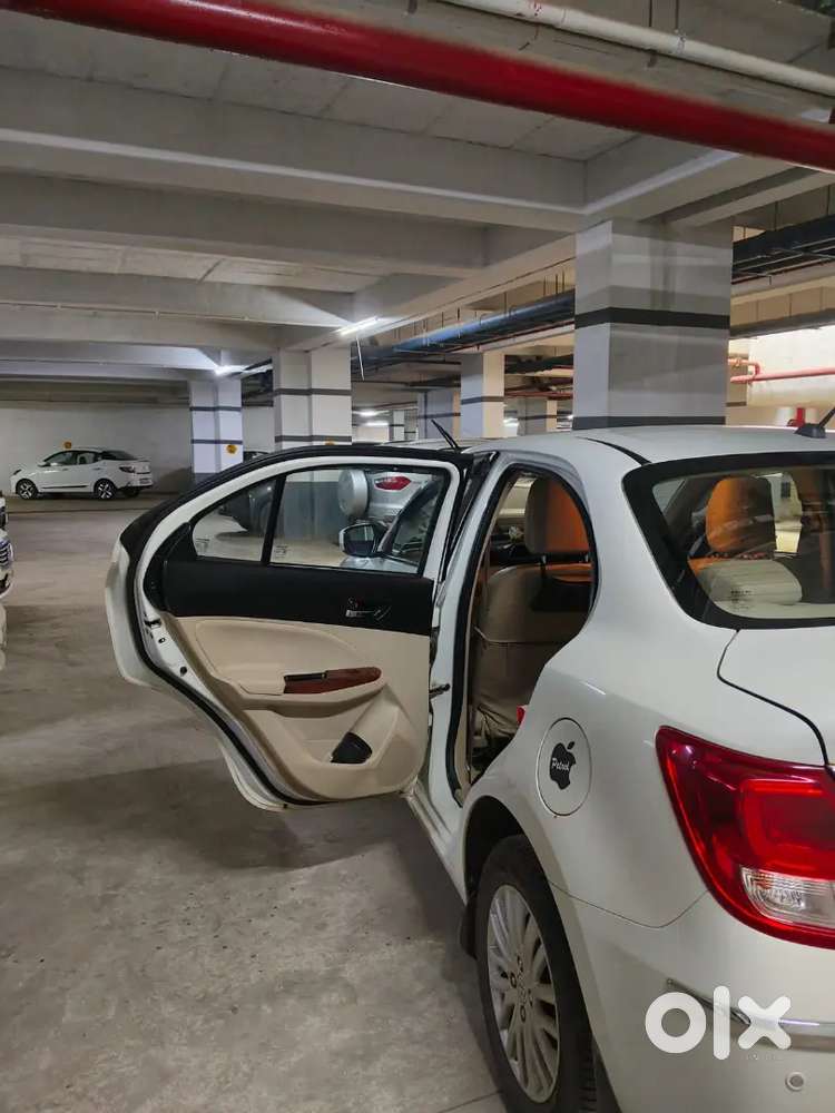 Maruti Suzuki Dzire 2017 Petrol 69800 Km Driven