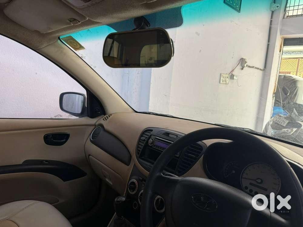 Hyundai I10 Well Maintained - Royal Cars