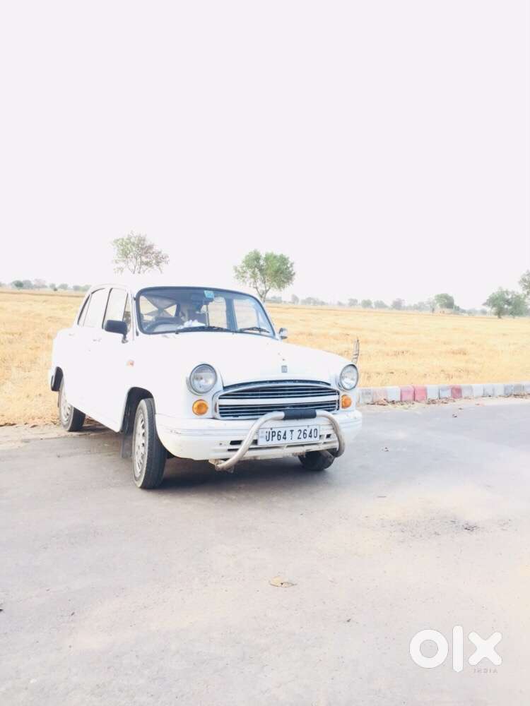Ambassador Ambassador 2013 Diesel 75000 Km Driven