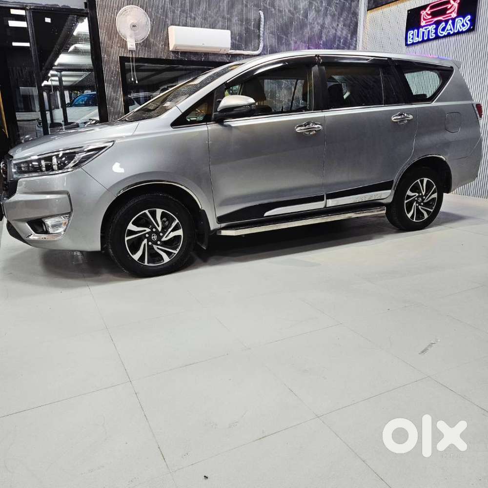Toyota Innova Crysta 2.4 V 7 Str, 2023, Diesel