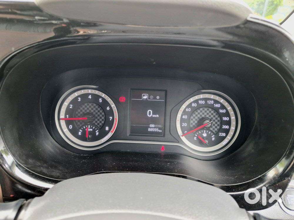 Hyundai Aura 1.2 Sx Cng, 2023, Cng & Hybrids