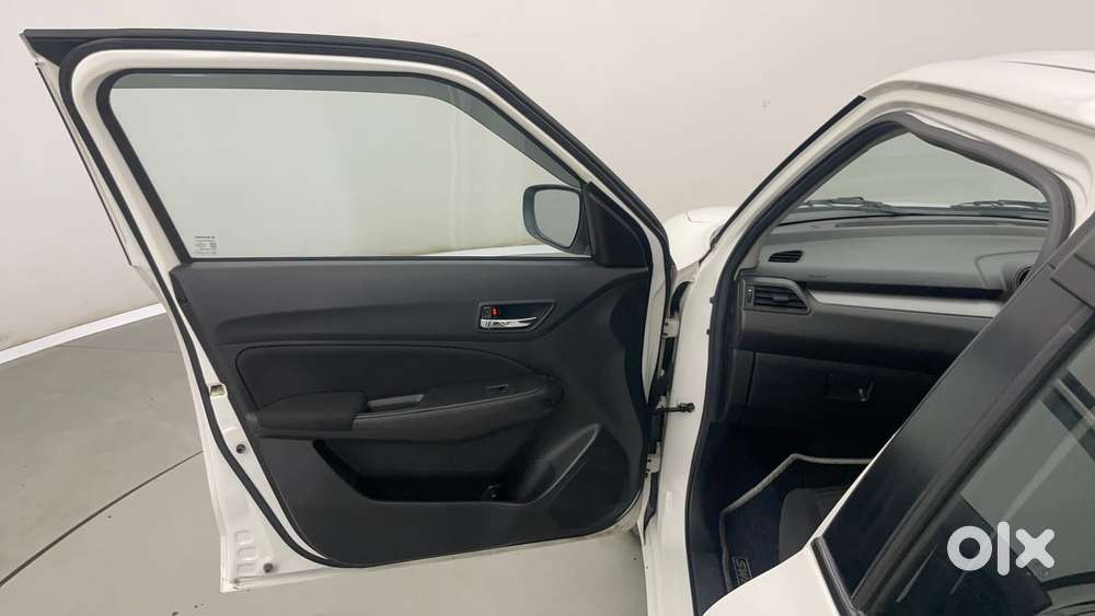 Maruti Suzuki Swift Amt Vvt Vxi, 2022, Petrol