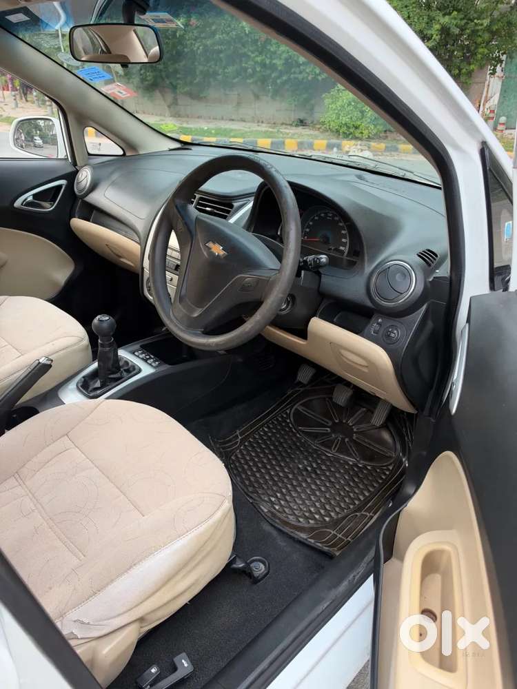 Chevrolet Sail, 2015, Petrol
