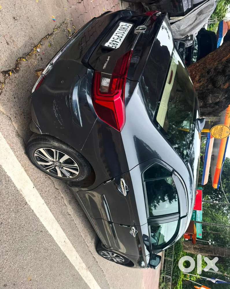 Honda Amaze 2023 Petrol Automatic Top Model 1st Owner