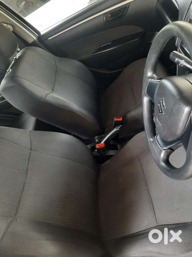 Maruti Suzuki Swift Lxi Optional-o, 2017, Petrol