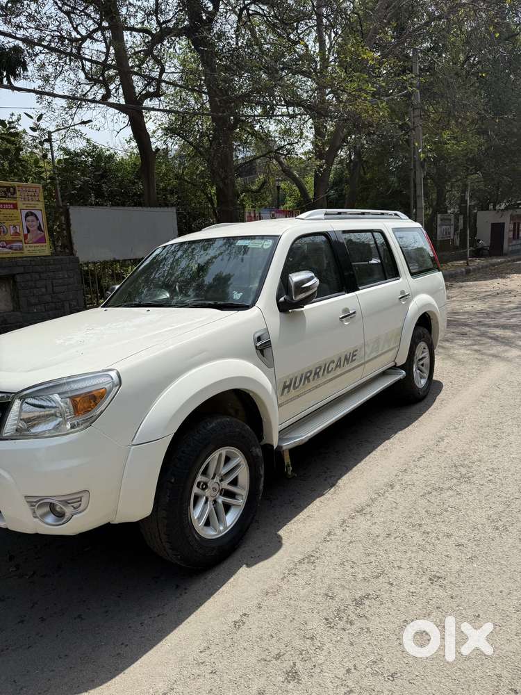 Ford Endeavour 2.2 Trend At 4x2, 2012, Diesel