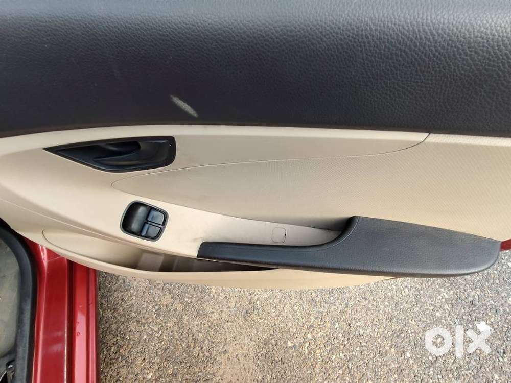 Hyundai Eon Magna +, 2013, Petrol