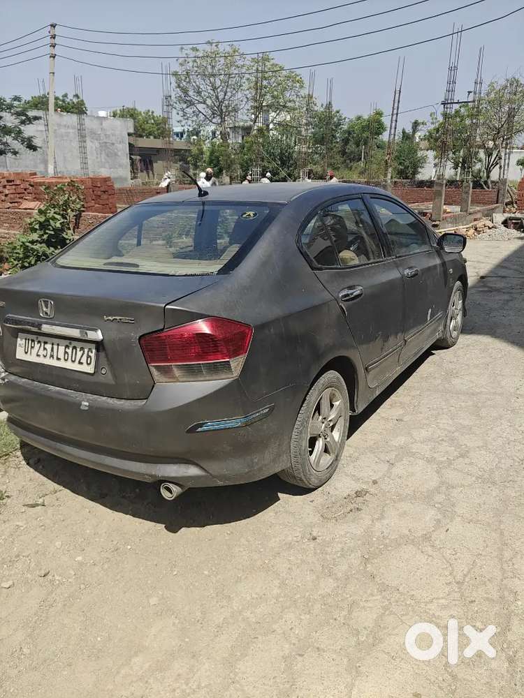 Honda City 2011 Cng & Hybrids 90000 Km Driven