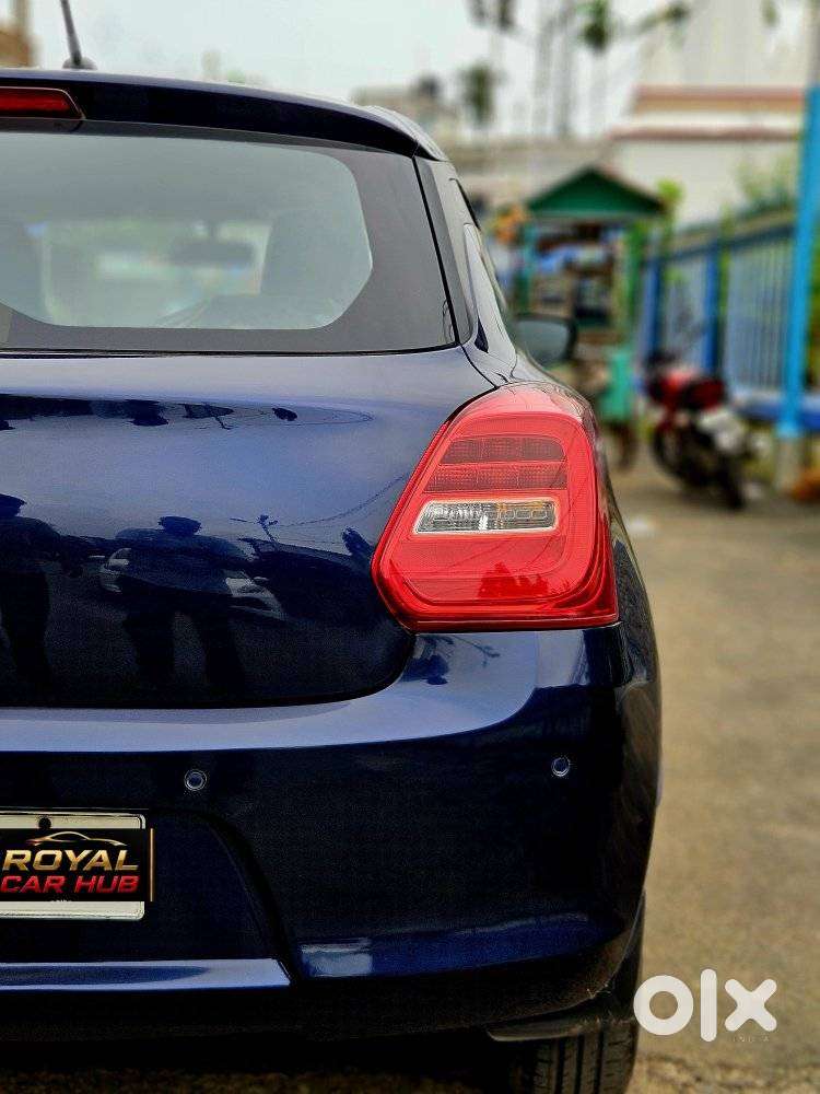 Maruti Suzuki Swift 1.2 Lxi (o), 2022, Petrol