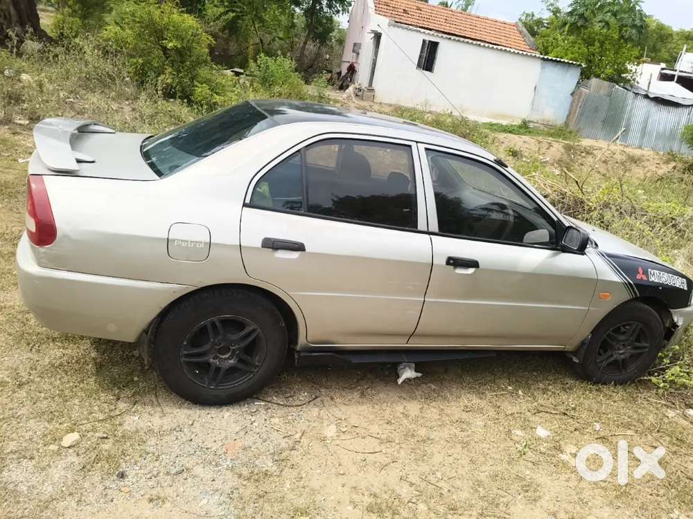 Mitsubishi Lancer 1.5 Lx 2002