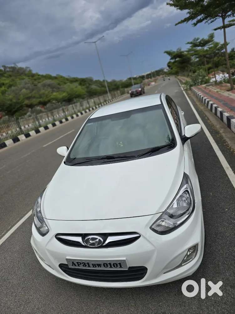 Hyundai Verna 2012 Variant