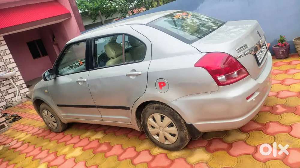 Maruti Suzuki Dzire 2010 Petrol 130000 Km Driven