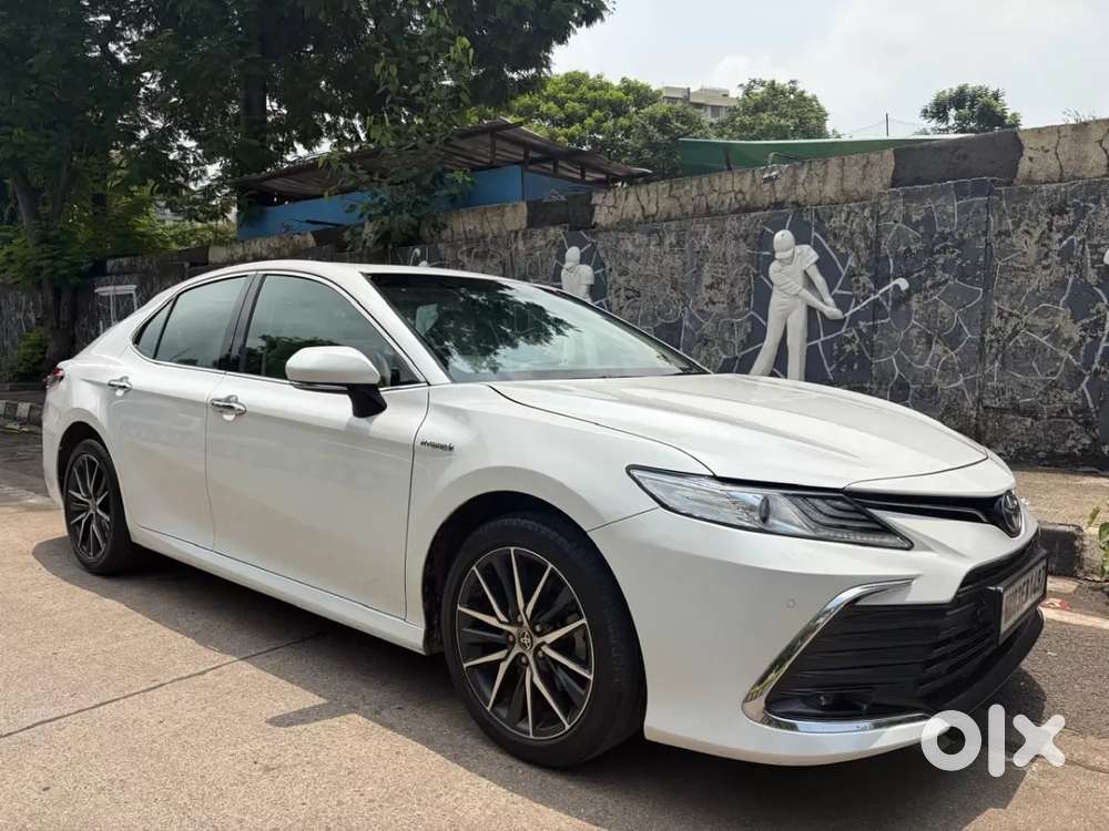 Toyota Camry Hybrid, 2022, Petrol