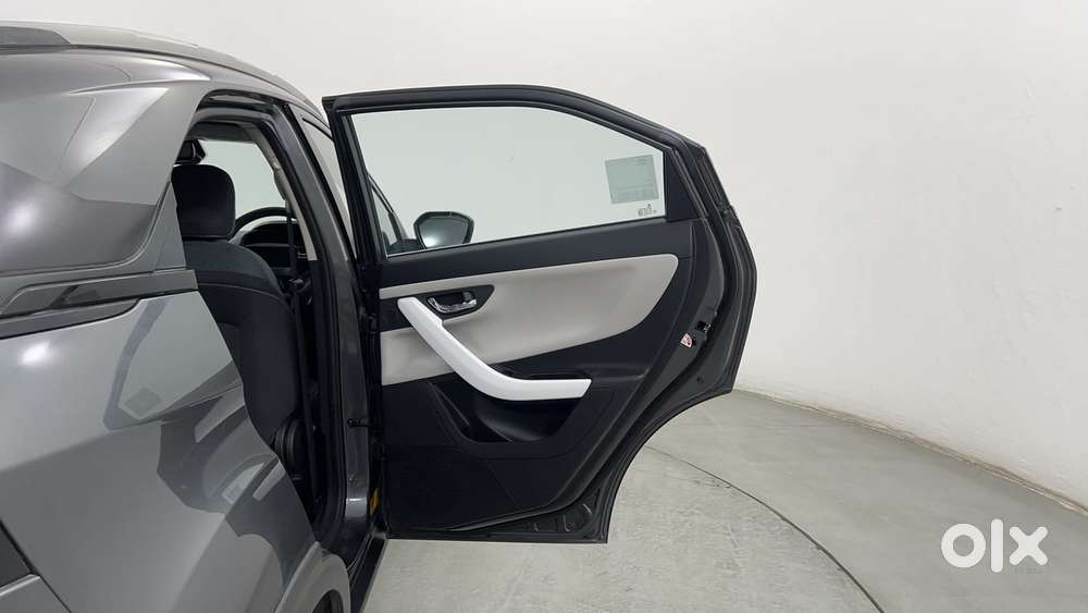 Tata Nexon Creative Plus S 1.2 Revotron Petrol 6 Amt, 2024, Petrol