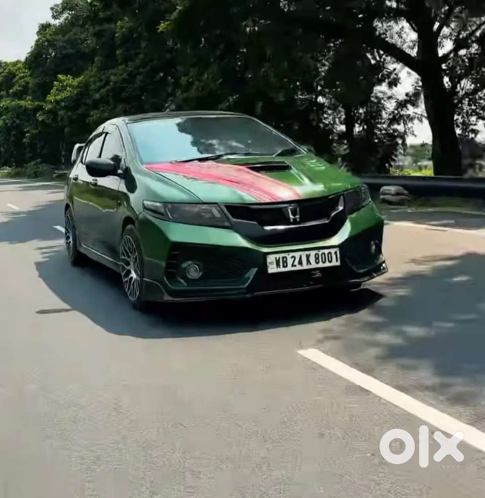 Fully Modified Honda City 2010 Petrol 75000 Km Driven