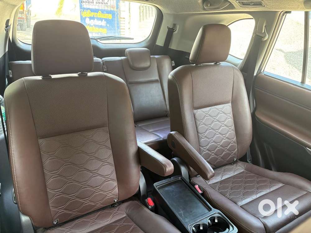 Toyota Innova Hycross 2.0 Zx Hybrid 7 Str, 2023, Cng & Hybrids