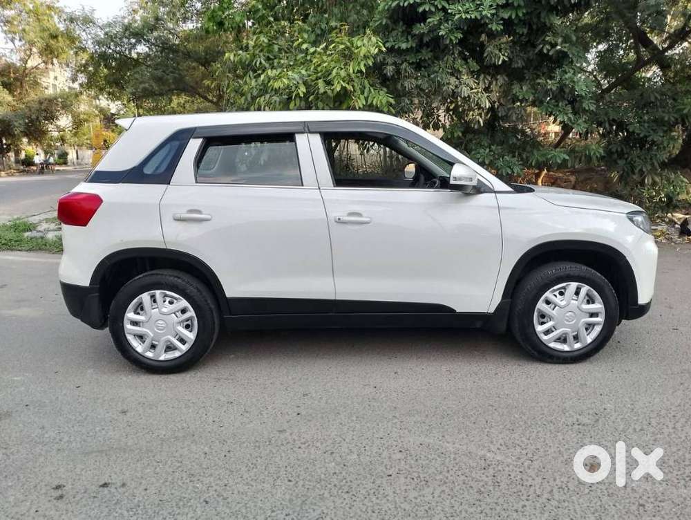 Maruti Suzuki Brezza 1.5 Lxi Smart Hybrid, 2022, Petrol