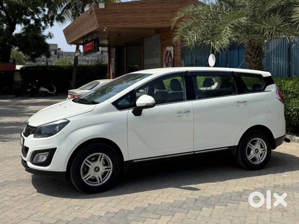 Mahindra Marazzo M6 8str, 2020, Diesel