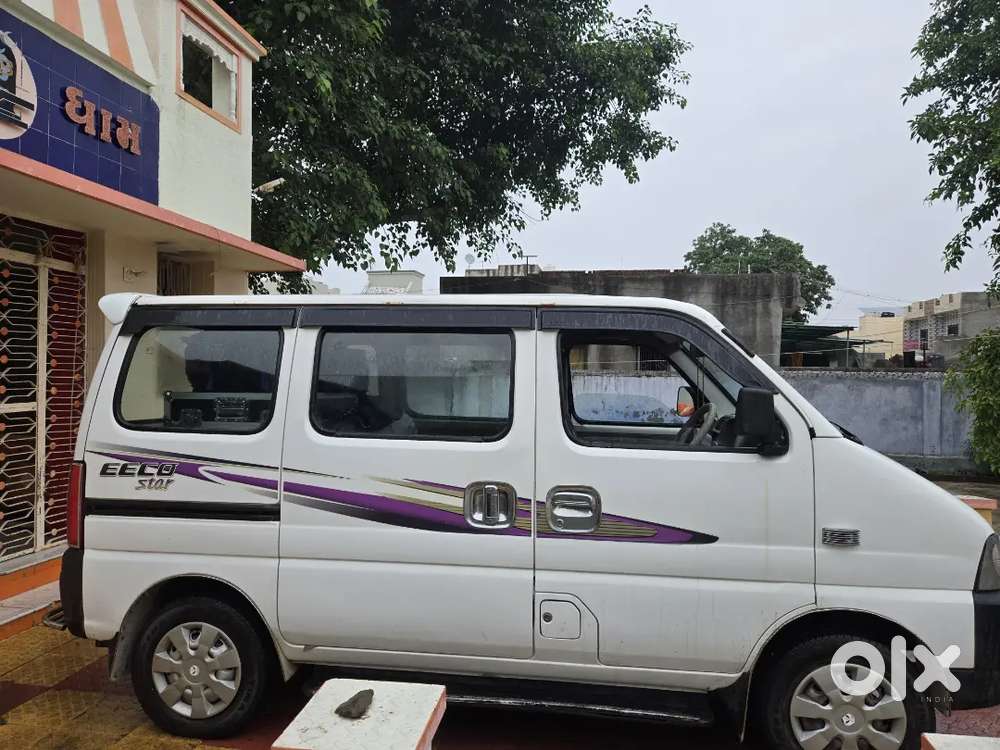 Maruti Suzuki Eeco 2016