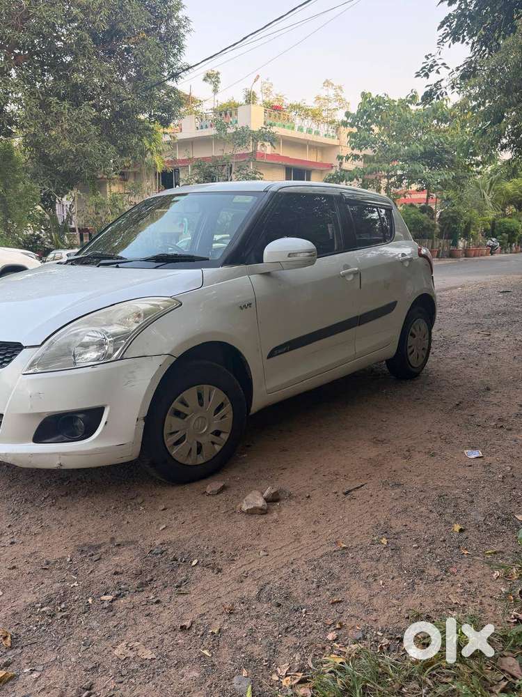 Maruti Suzuki Swift Vxi 2013