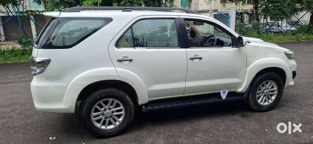 Toyota Fortuner 3.0 4x4 Manual, 2012, Diesel