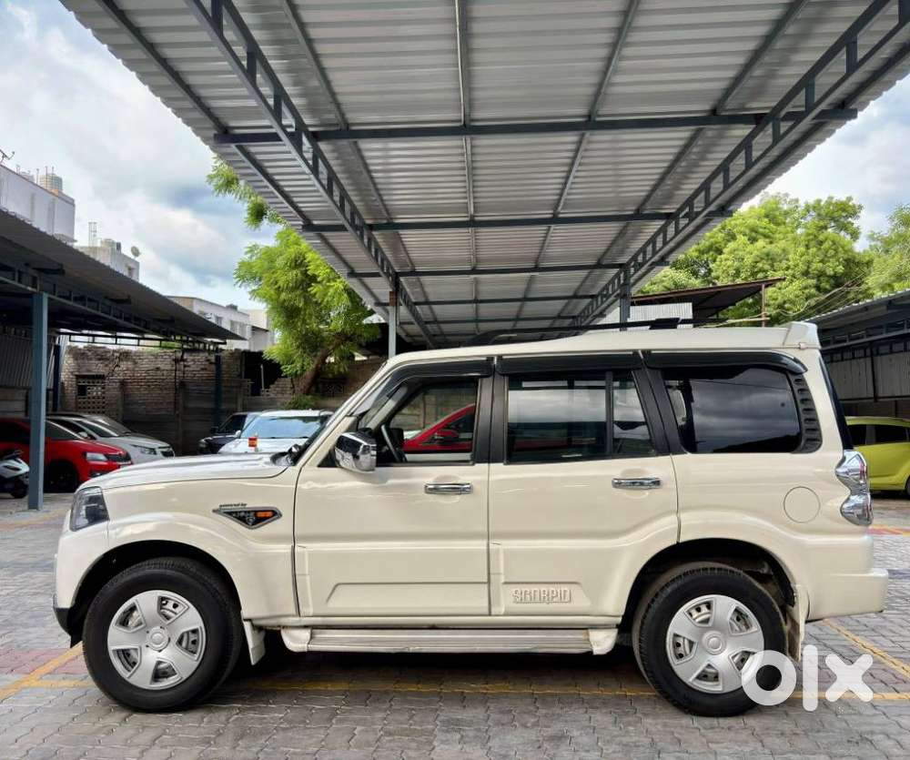 Mahindra Scorpio S4 4wd, 2015, Diesel