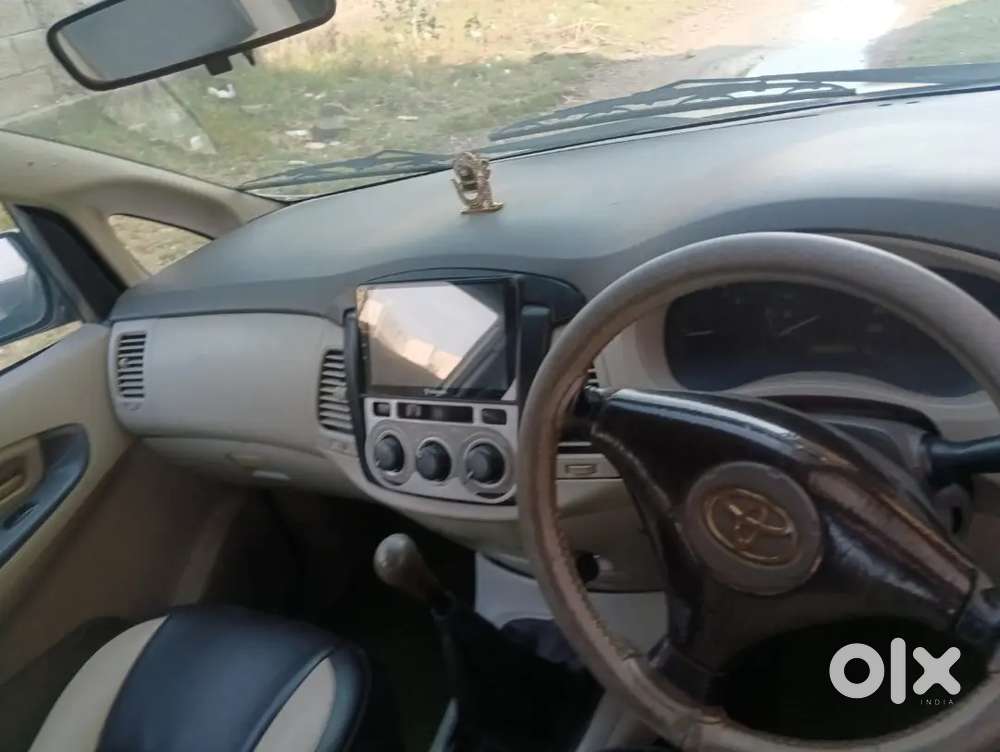Toyota Innova 2013 Diesel Well Maintained