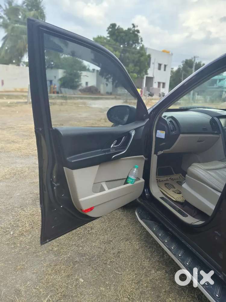 Mahindra Xuv500 2016