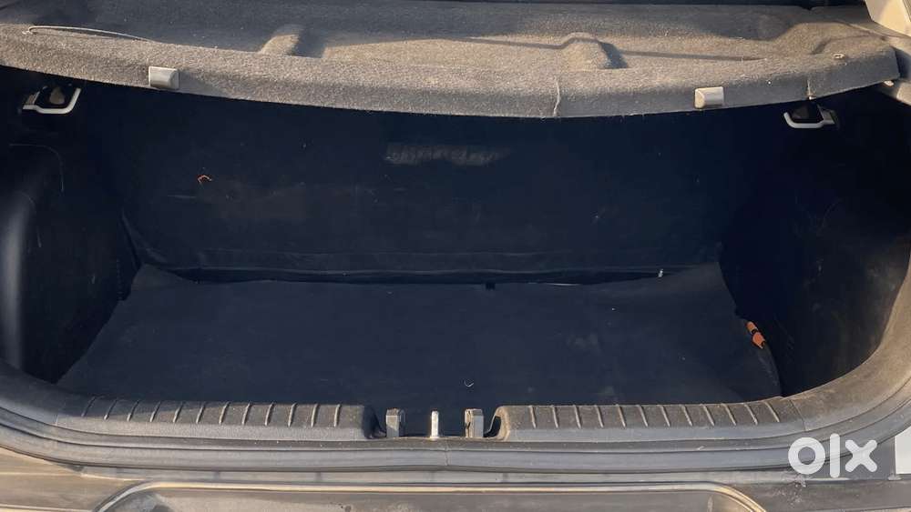 Hyundai Venue 1.2 S (o), 2023, Petrol