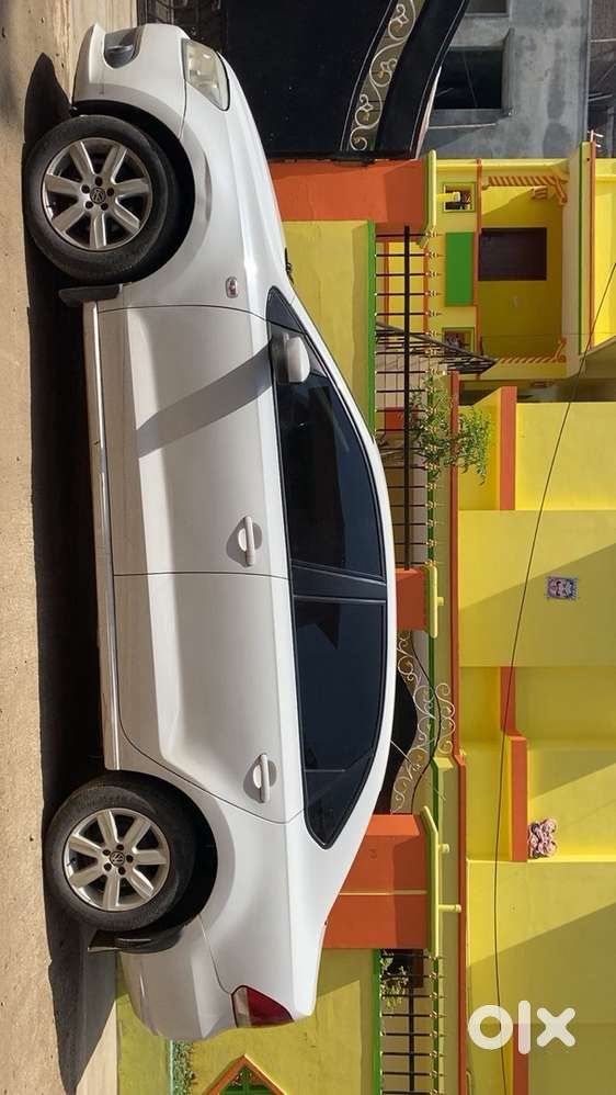 Volkswagen Vento Diesel Manual 2012