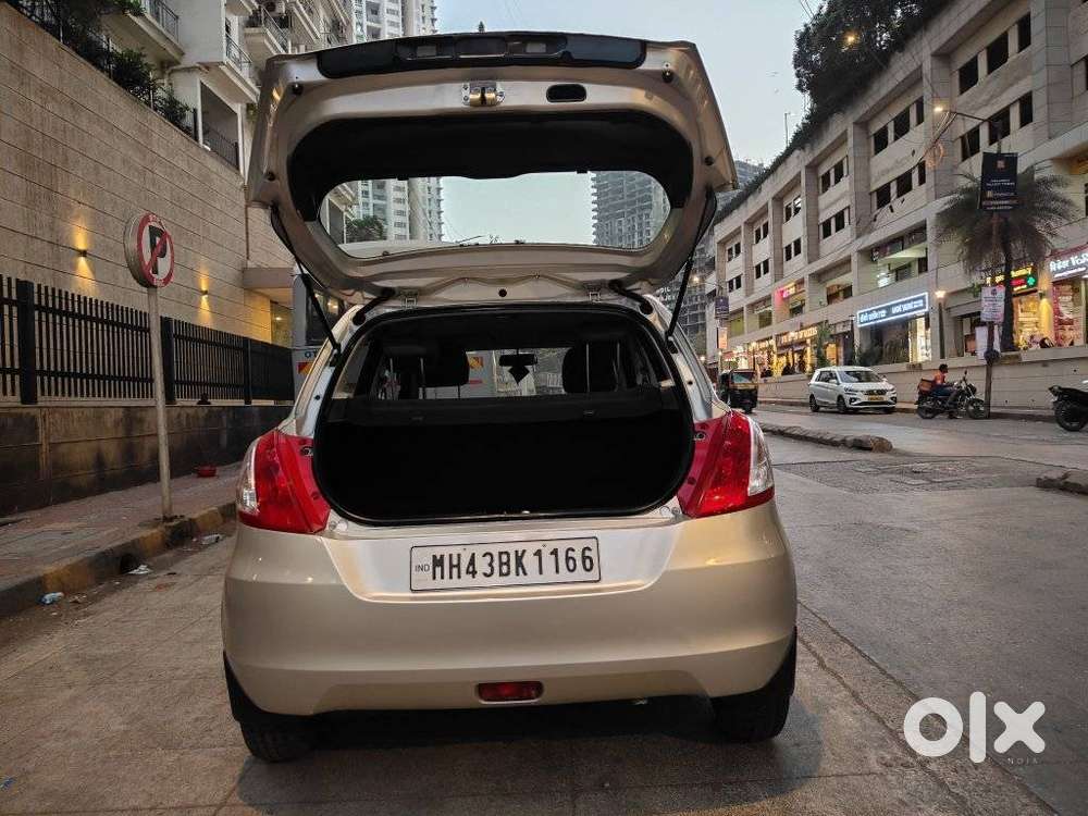 Maruti Suzuki Swift Vxi 1.2 Abs Bs-iv, 2017, Petrol