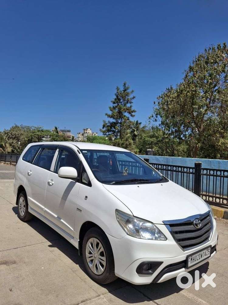 Toyota Innova 2.5 G (diesel) 8 Seater, 2015, Diesel