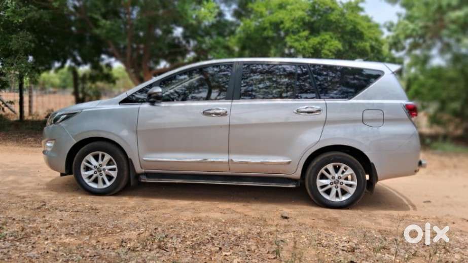 Toyota Innova Crysta 2.4 V 8 Str, 2018, Diesel
