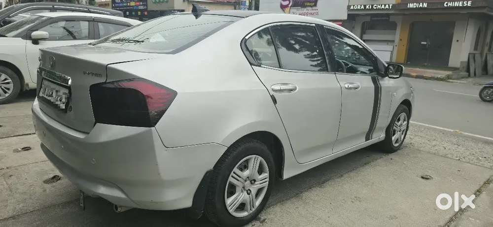Honda City 1.5 V 2011 Valid 2031