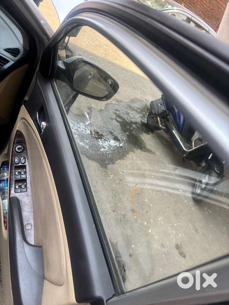 Hyundai Fluidic Verna 2015 Petrol Well Maintained